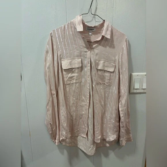 Express The City Shirt Light Pink Blouse Small SP Silver Stripe Long Sleeve - Picture 3 of 6